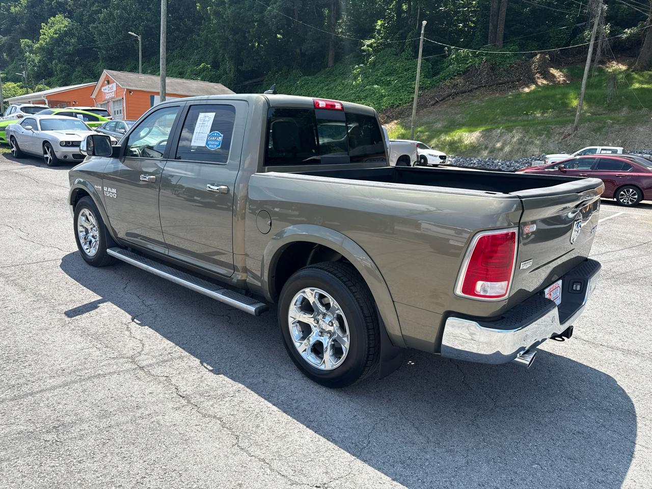 RAM 1500 Laramie Crew Cab SWB 4WD 2014