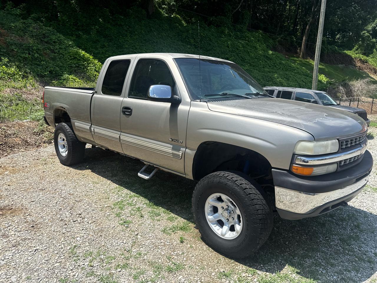 Chevrolet Silverado 1500 Ext. Cab 3-Door Long Bed 4WD 2000