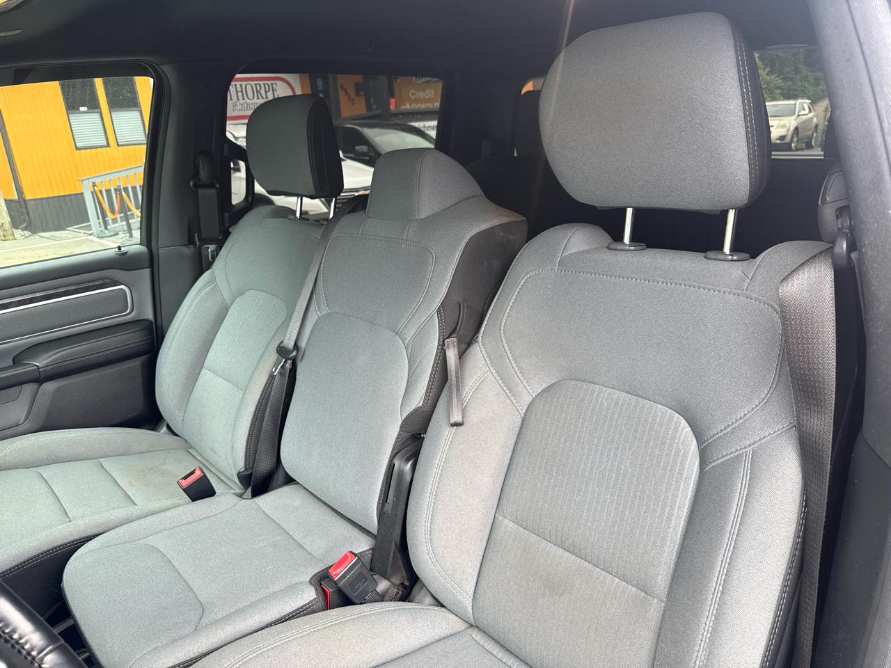RAM 1500 Big Horn Crew Cab SWB 4WD 2021