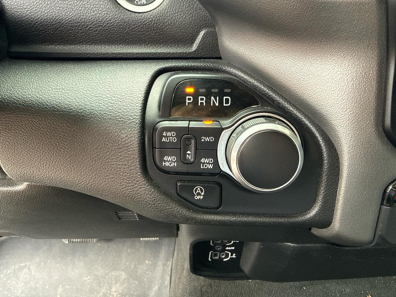 RAM 1500 Big Horn Crew Cab SWB 4WD 2021