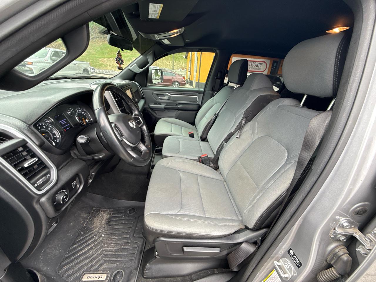 RAM 1500 Big Horn Crew Cab SWB 4WD 2021