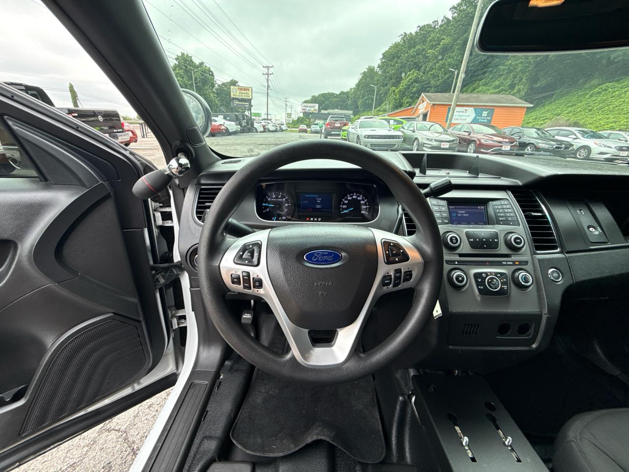 Ford Taurus Police FWD 2017