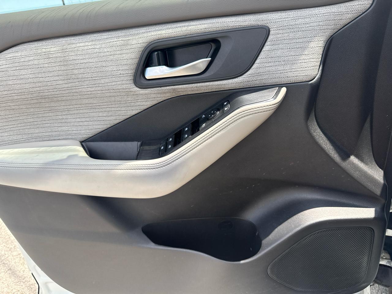 Nissan Rogue SV 2023