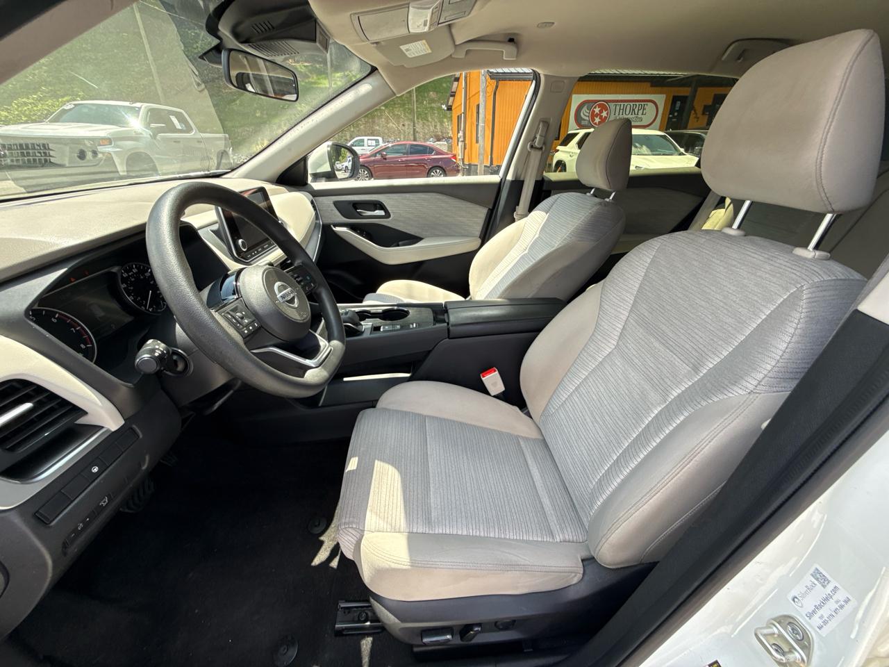 Nissan Rogue SV 2023