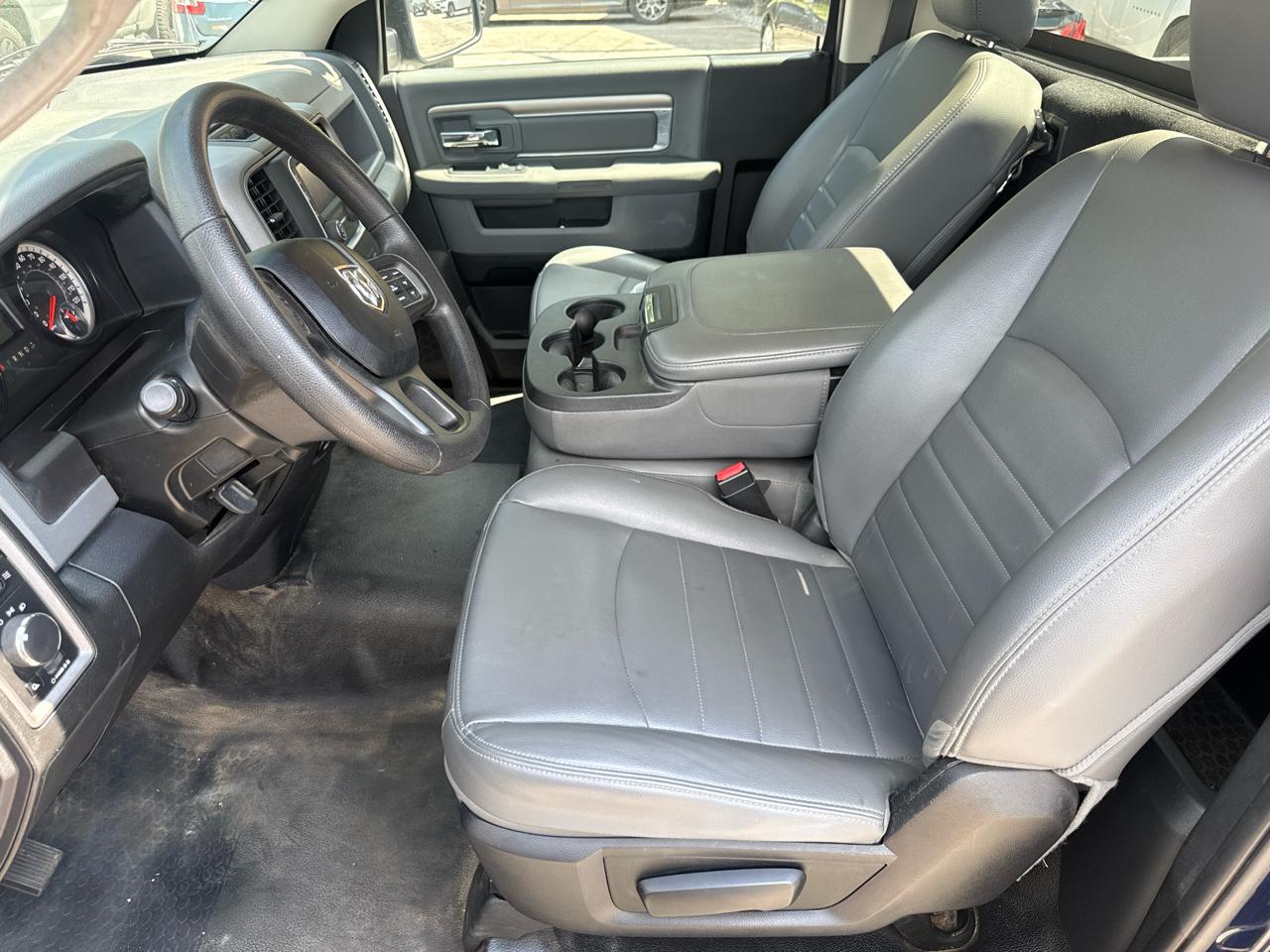 RAM 1500 Tradesman Regular Cab LWB 2WD 2017