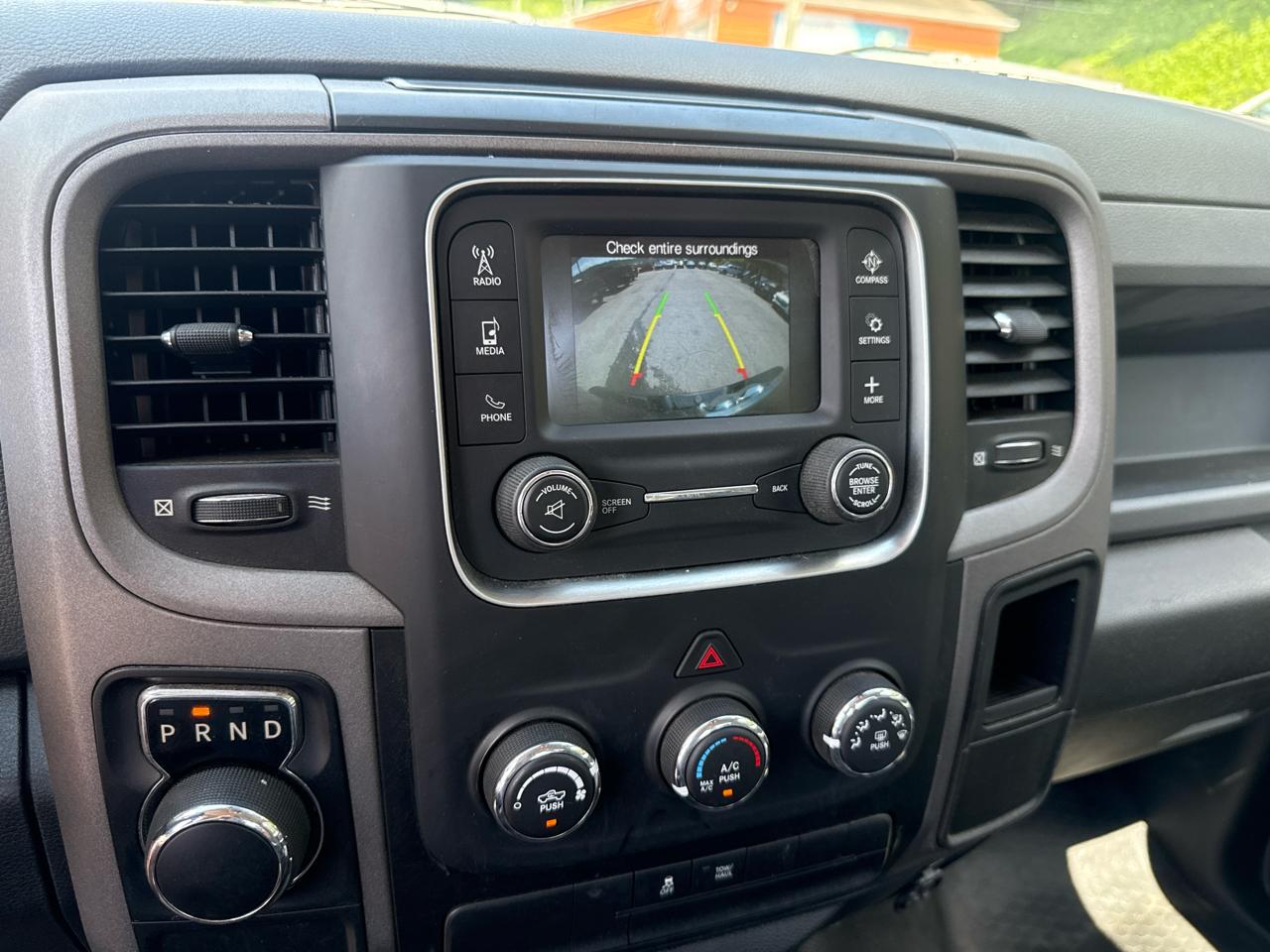 RAM 1500 Tradesman Regular Cab LWB 2WD 2017