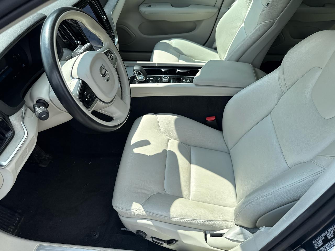 Volvo V60 Cross Country B5 Plus 2024