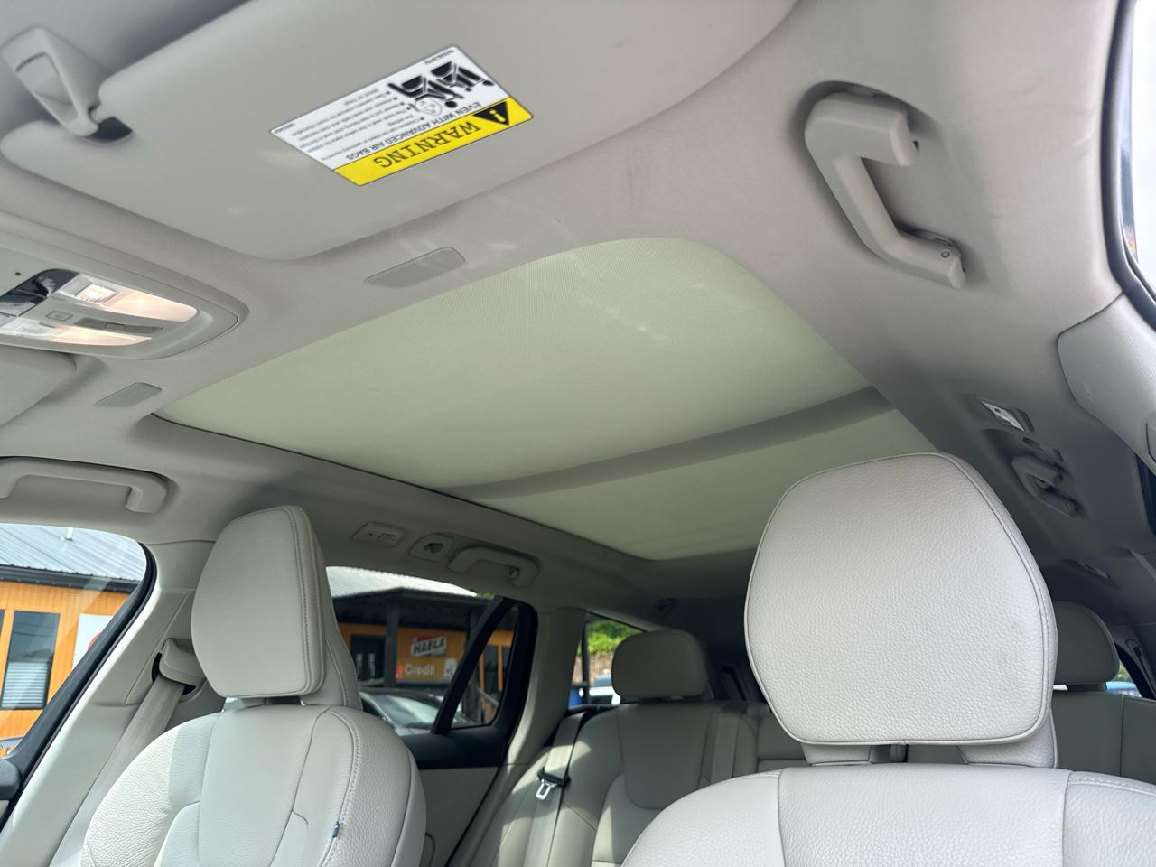 Volvo V60 Cross Country B5 Plus 2024