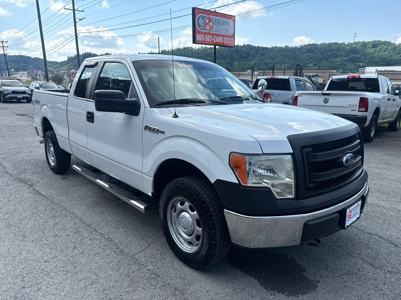 2013 Ford F-150 XL SuperCab 8-ft. Bed 4WD