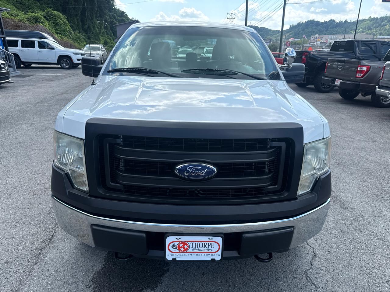 Ford F-150 XL SuperCab 8-ft. Bed 4WD 2013