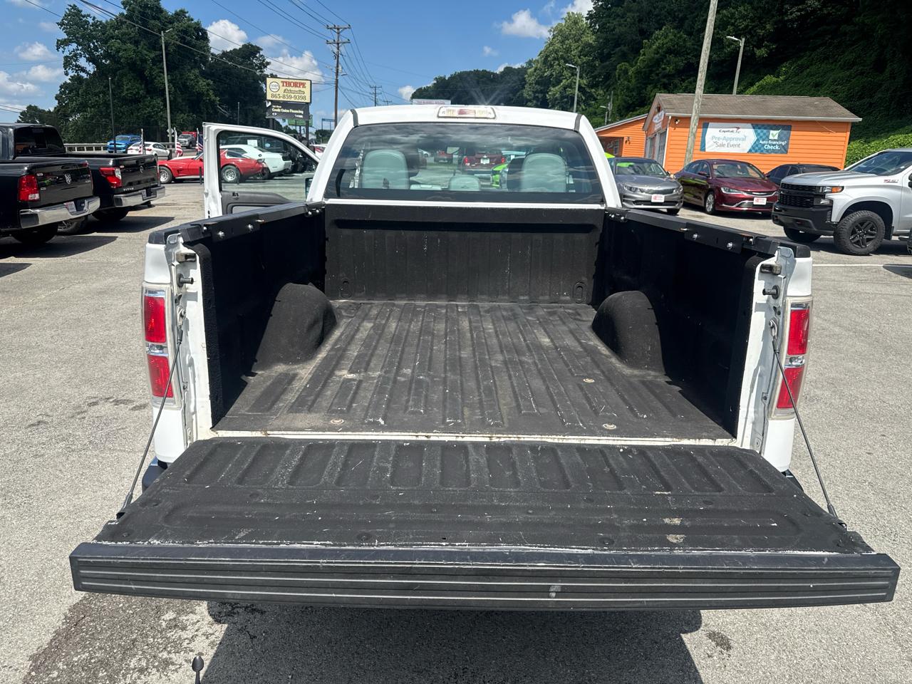 Ford F-150 XL SuperCab 8-ft. Bed 4WD 2013