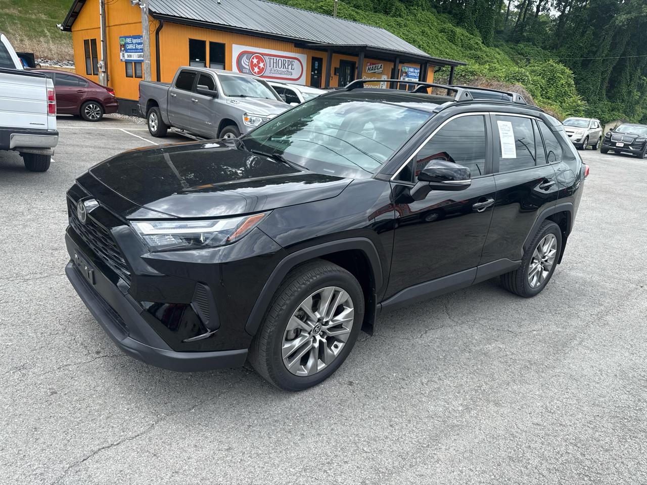 Toyota RAV4 XLE Premium 2023
