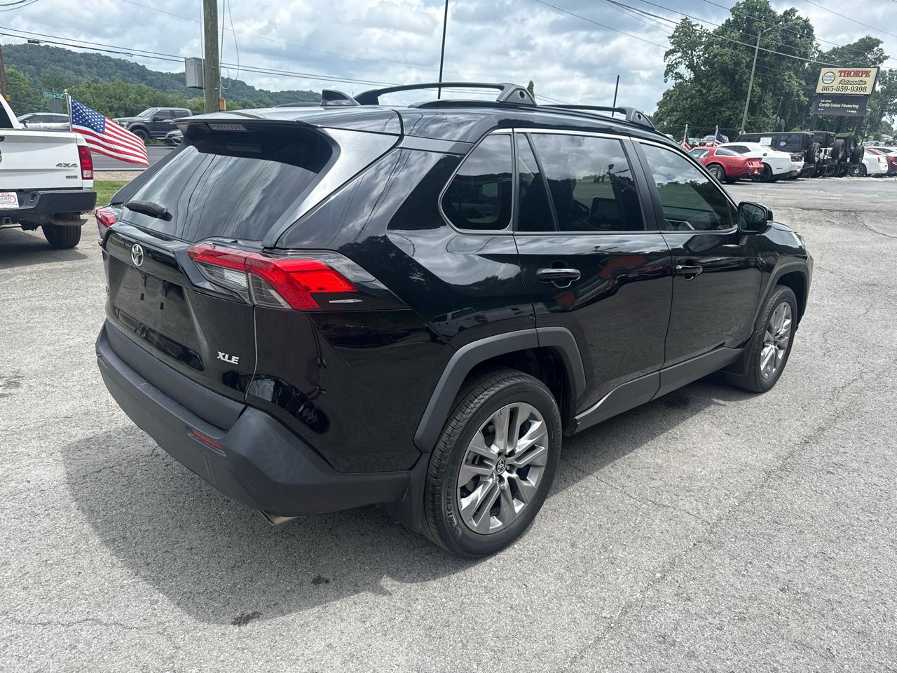Toyota RAV4 XLE Premium 2023