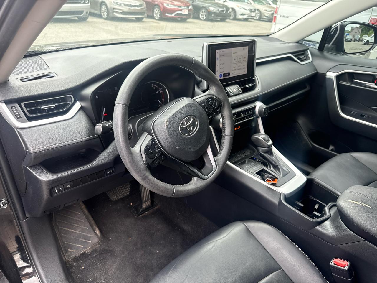 Toyota RAV4 XLE Premium 2023