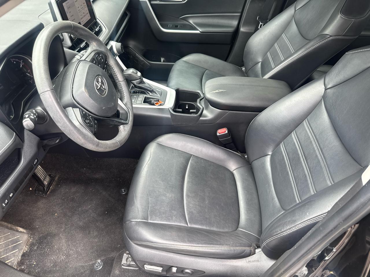Toyota RAV4 XLE Premium 2023