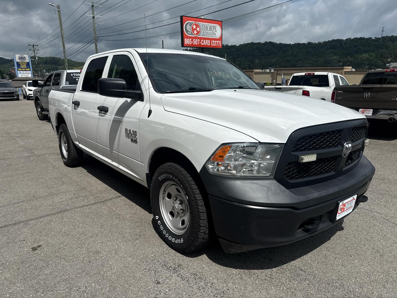 RAM 1500 Classic Tradesman Crew Cab SWB 4WD 2020