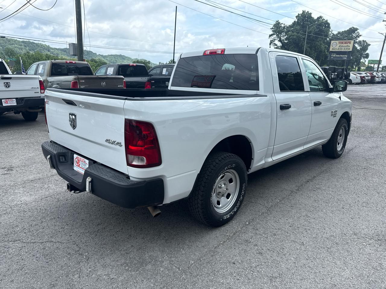 RAM 1500 Classic Tradesman Crew Cab SWB 4WD 2020