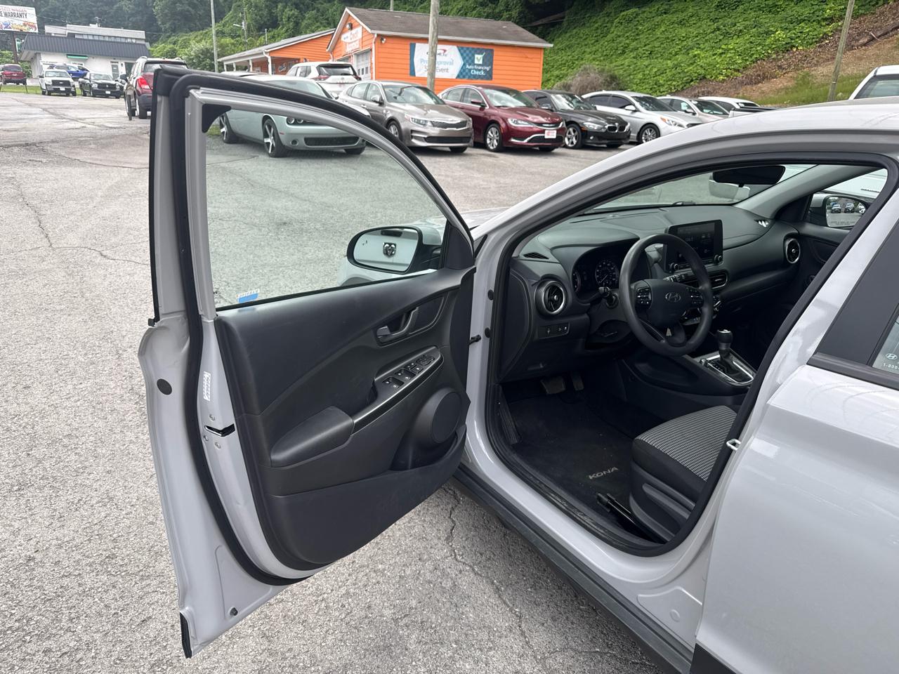 Hyundai Kona SE AWD 2023