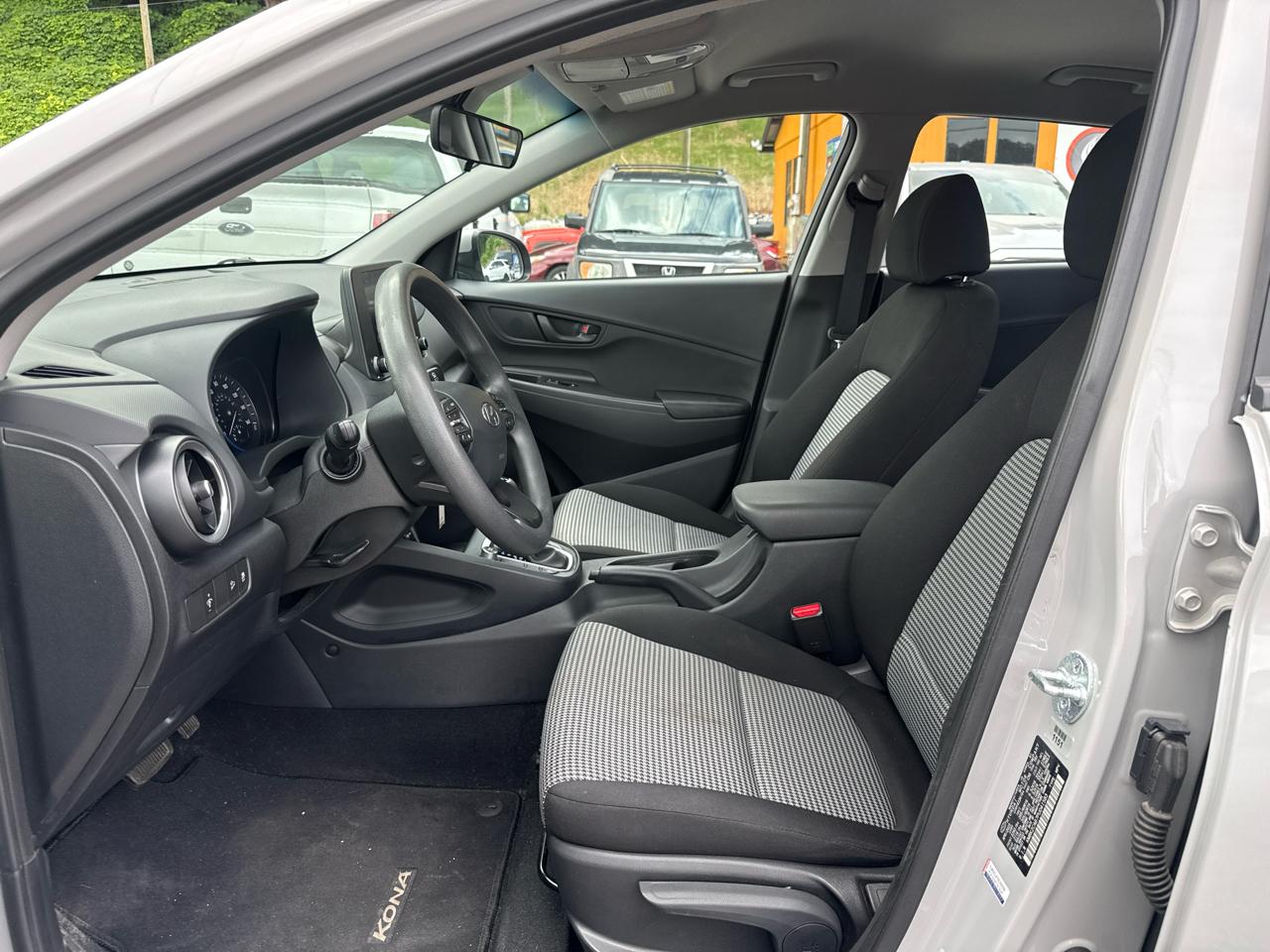 Hyundai Kona SE AWD 2023