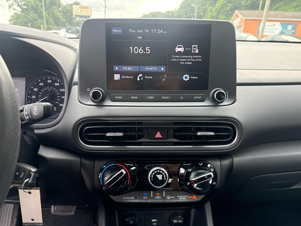 Hyundai Kona SE AWD 2023