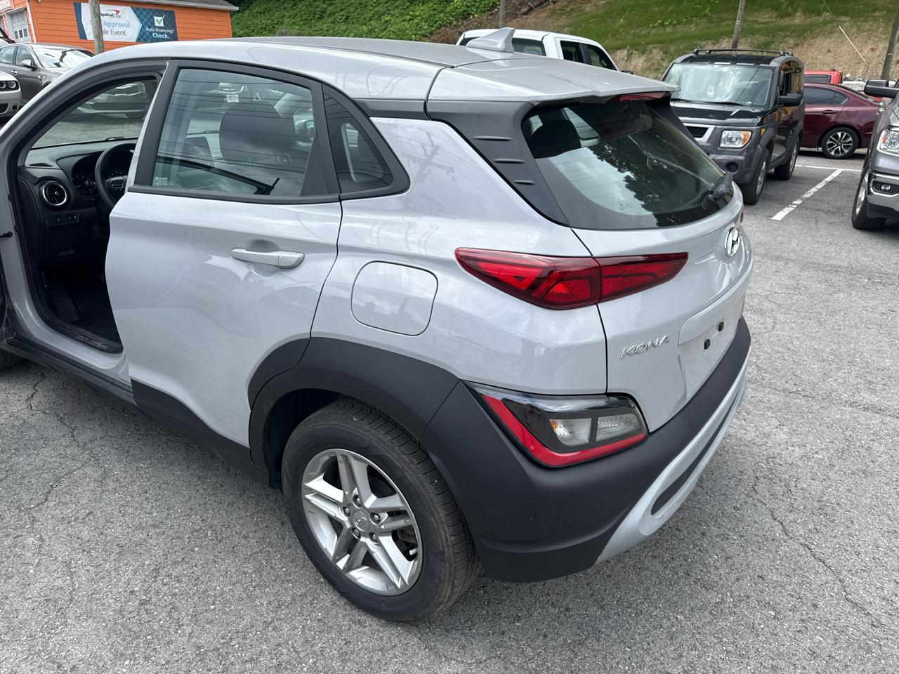 Hyundai Kona SE AWD 2023