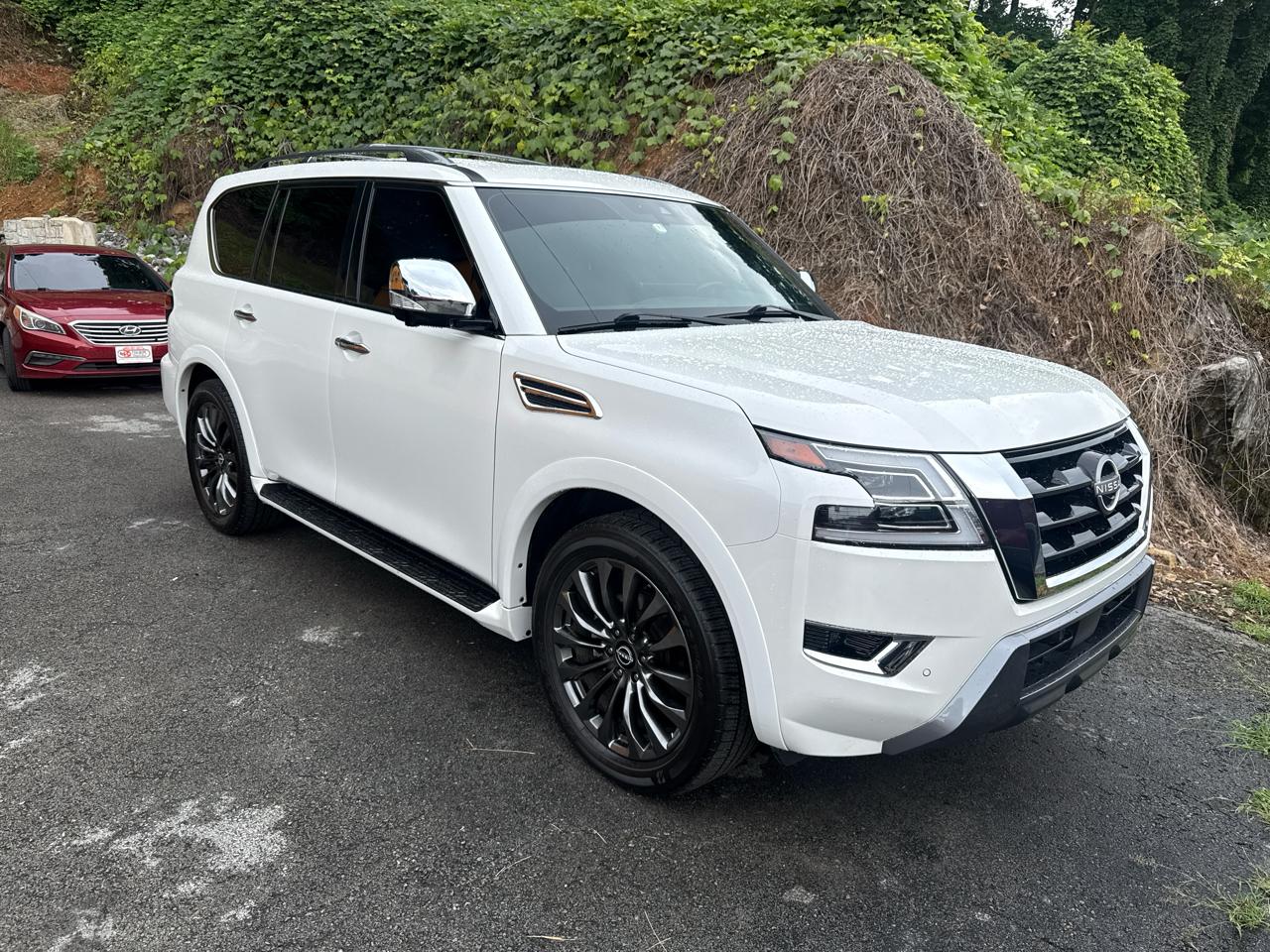 Nissan Armada Platinum AWD 2023