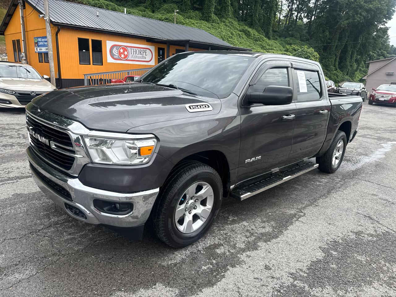 RAM 1500 Big Horn Crew Cab SWB 4WD 2019