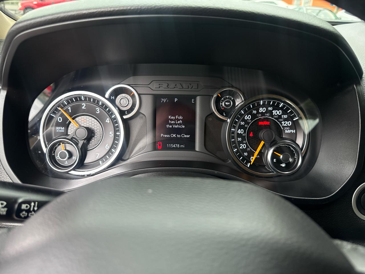 RAM 1500 Big Horn Crew Cab SWB 4WD 2019
