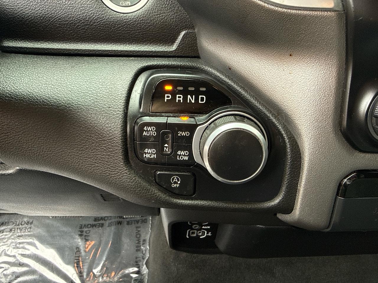 RAM 1500 Big Horn Crew Cab SWB 4WD 2019