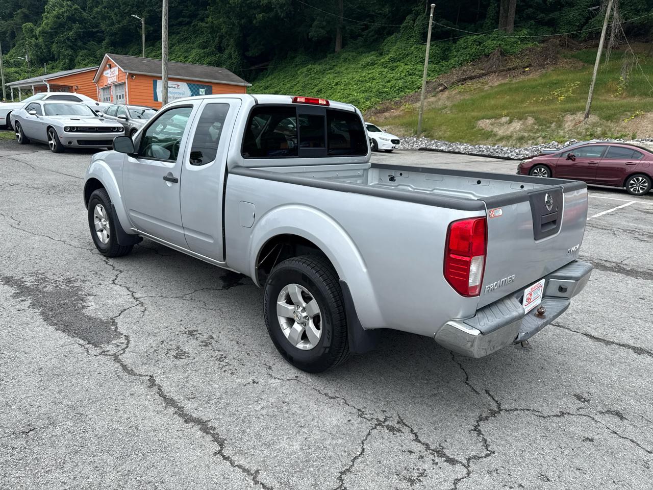 Nissan Frontier SV V6 King Cab 4WD 2012