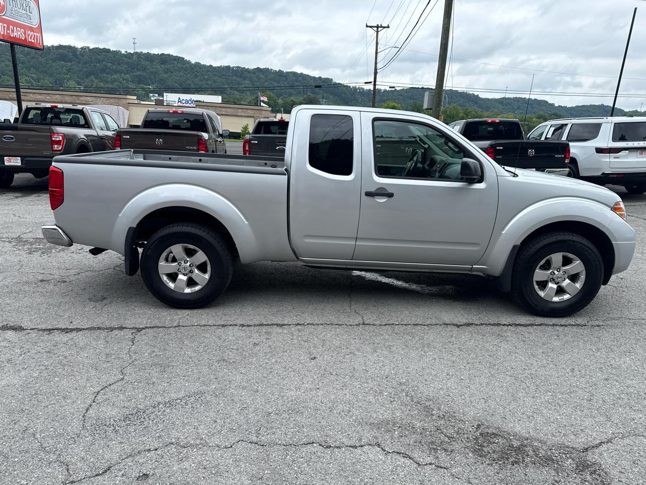 Nissan Frontier SV V6 King Cab 4WD 2012