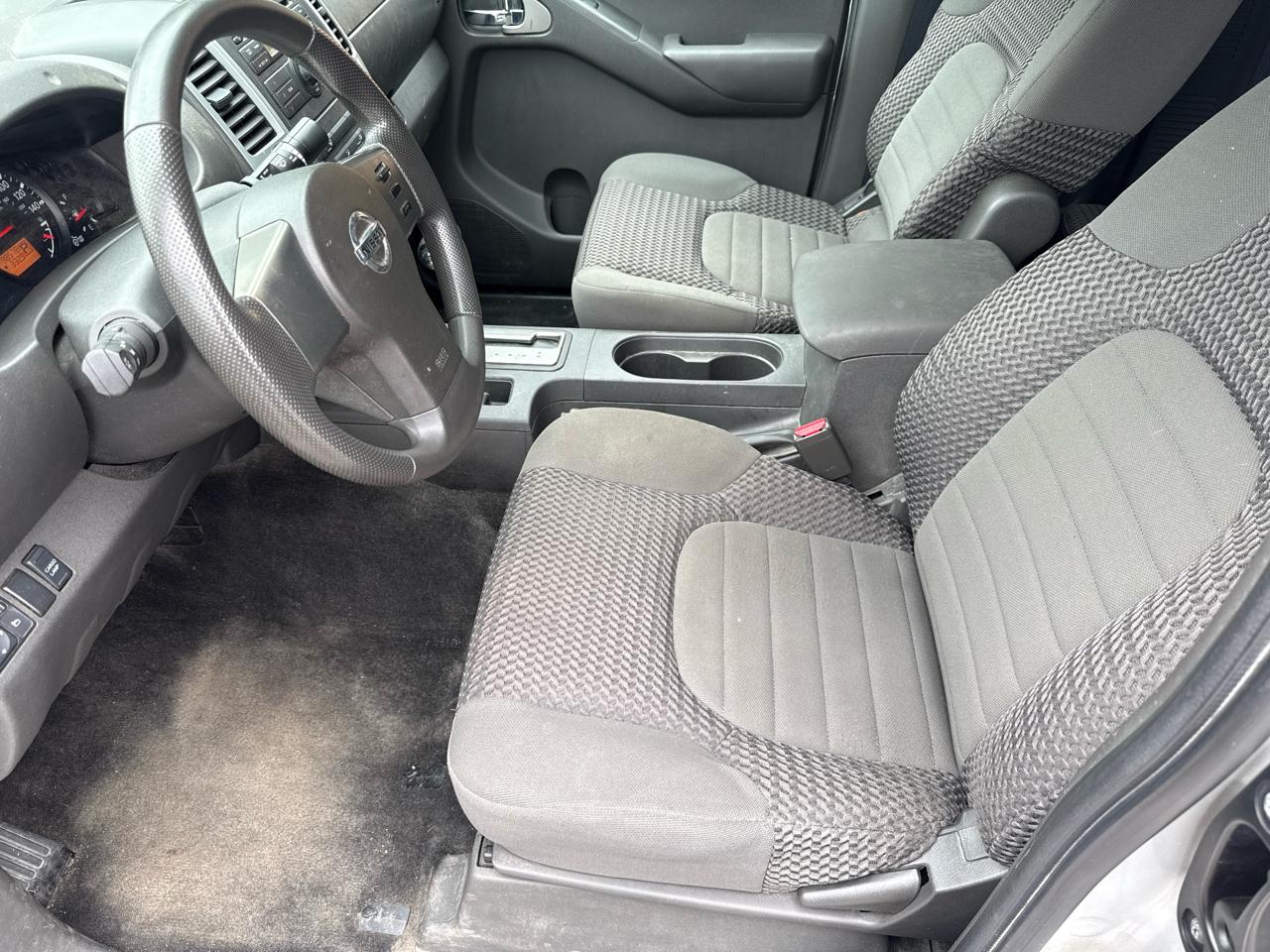 Nissan Frontier SV V6 King Cab 4WD 2012