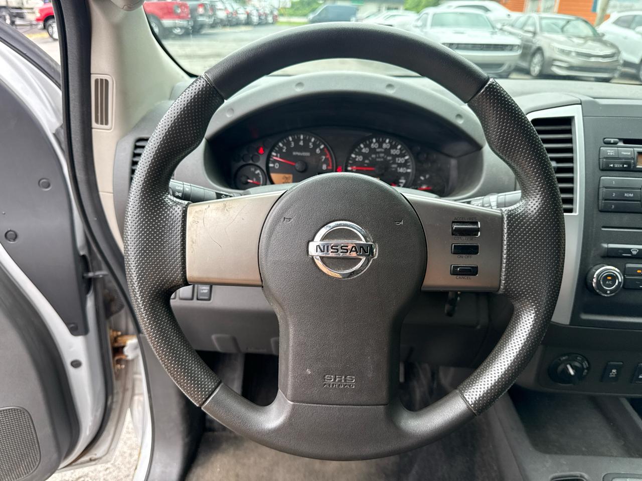 Nissan Frontier SV V6 King Cab 4WD 2012