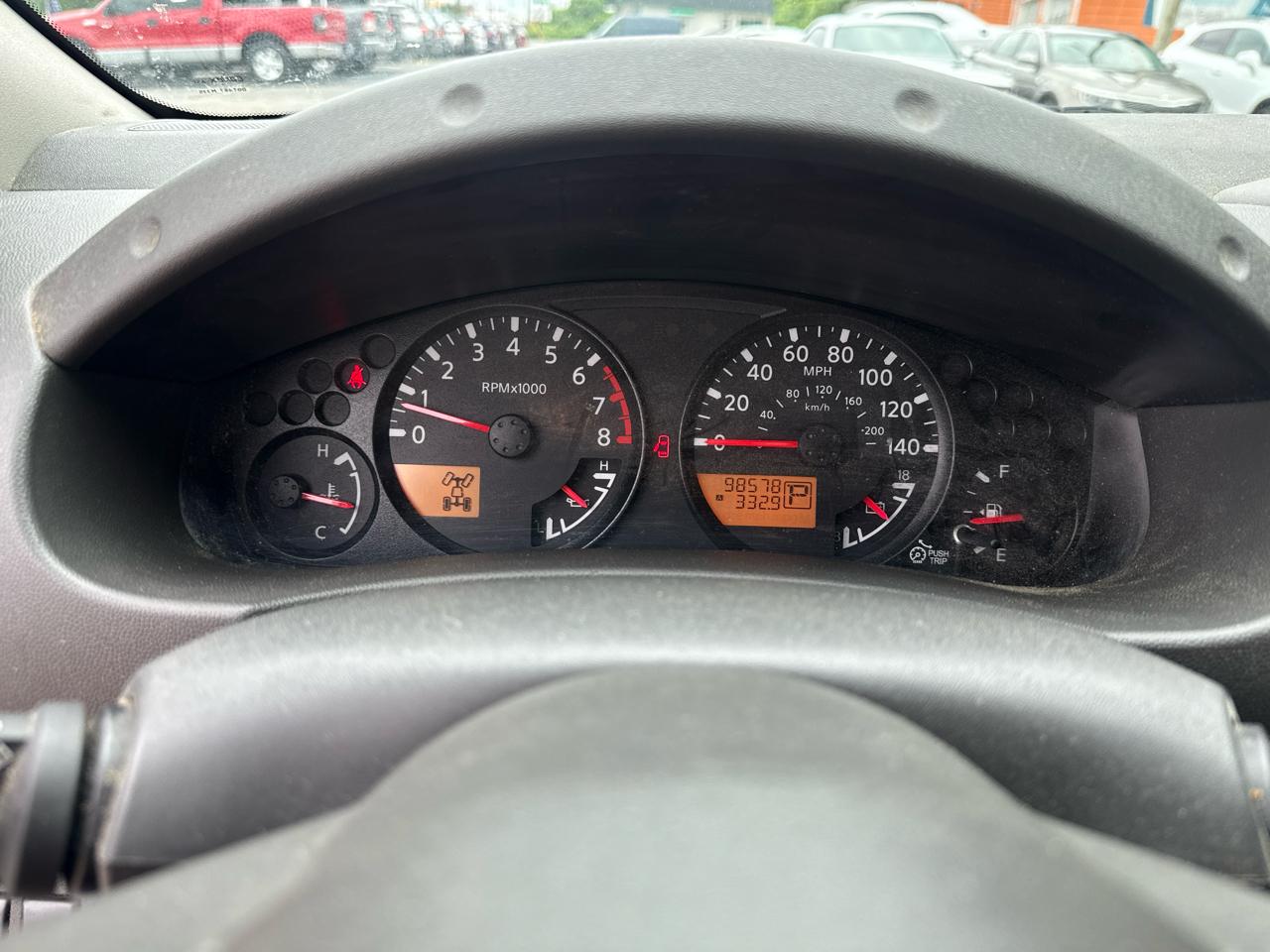 Nissan Frontier SV V6 King Cab 4WD 2012