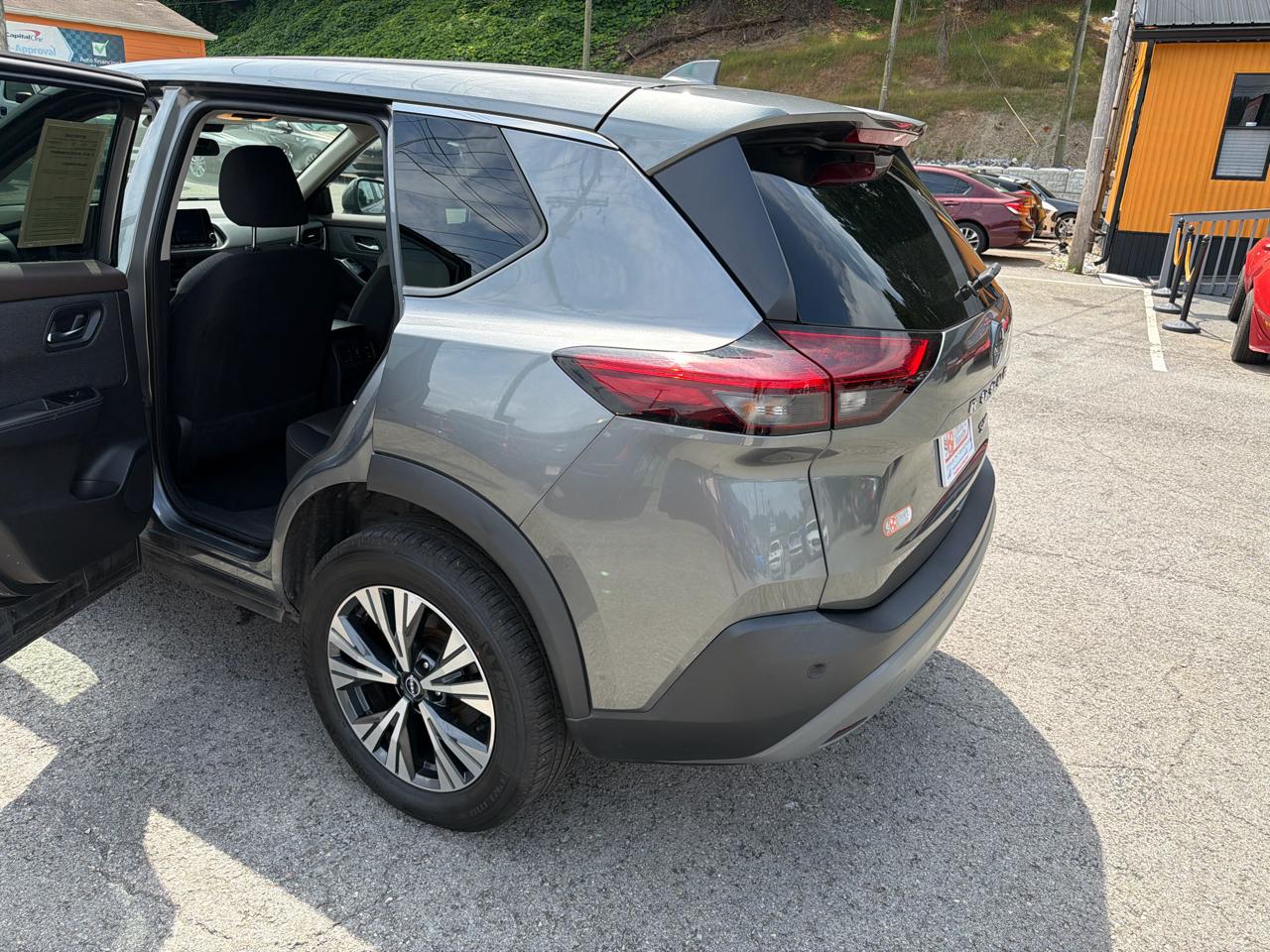 Nissan Rogue SV AWD 2023
