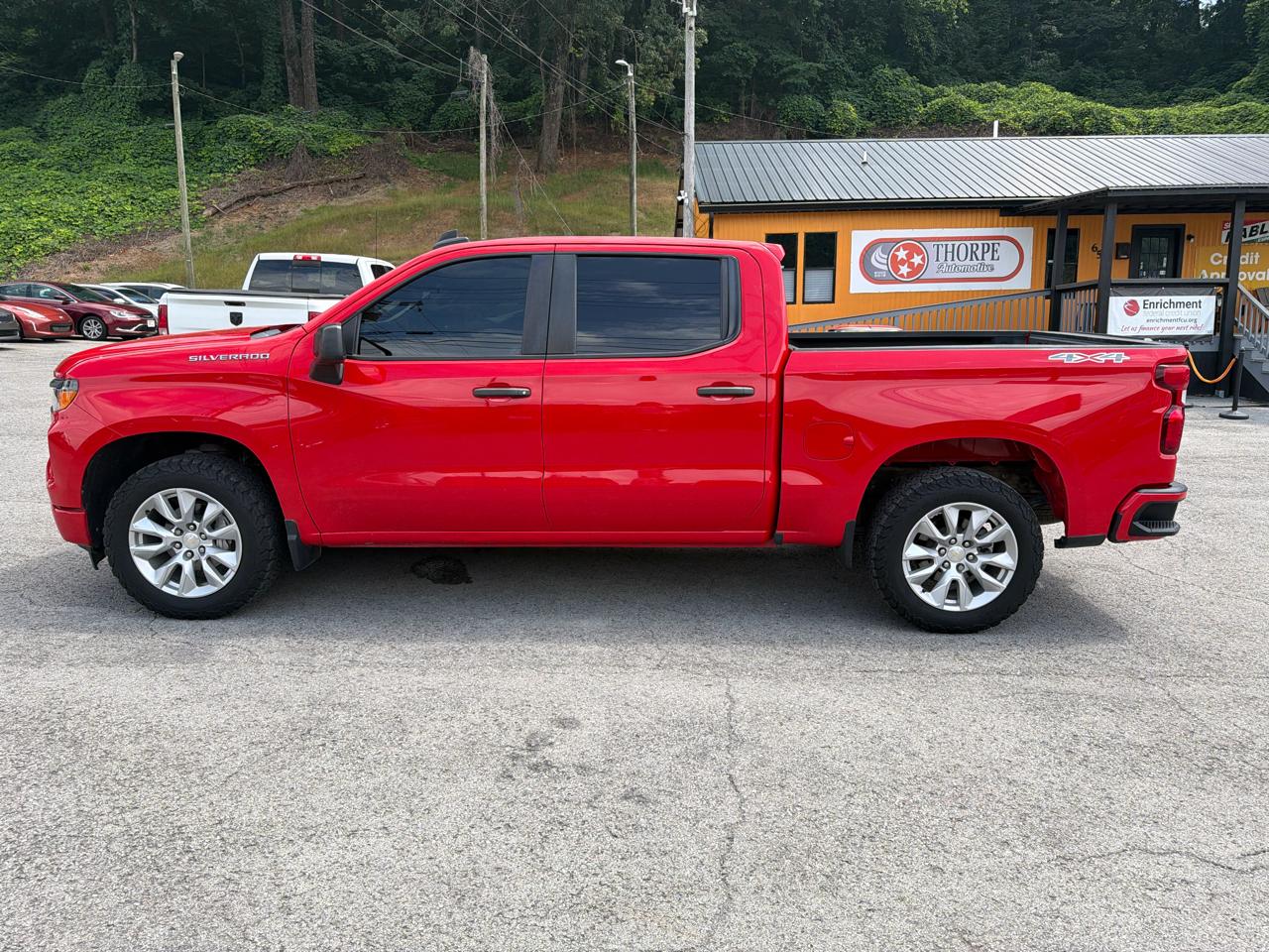 Chevrolet Silverado 1500 Custom Crew Cab 4WD 2022