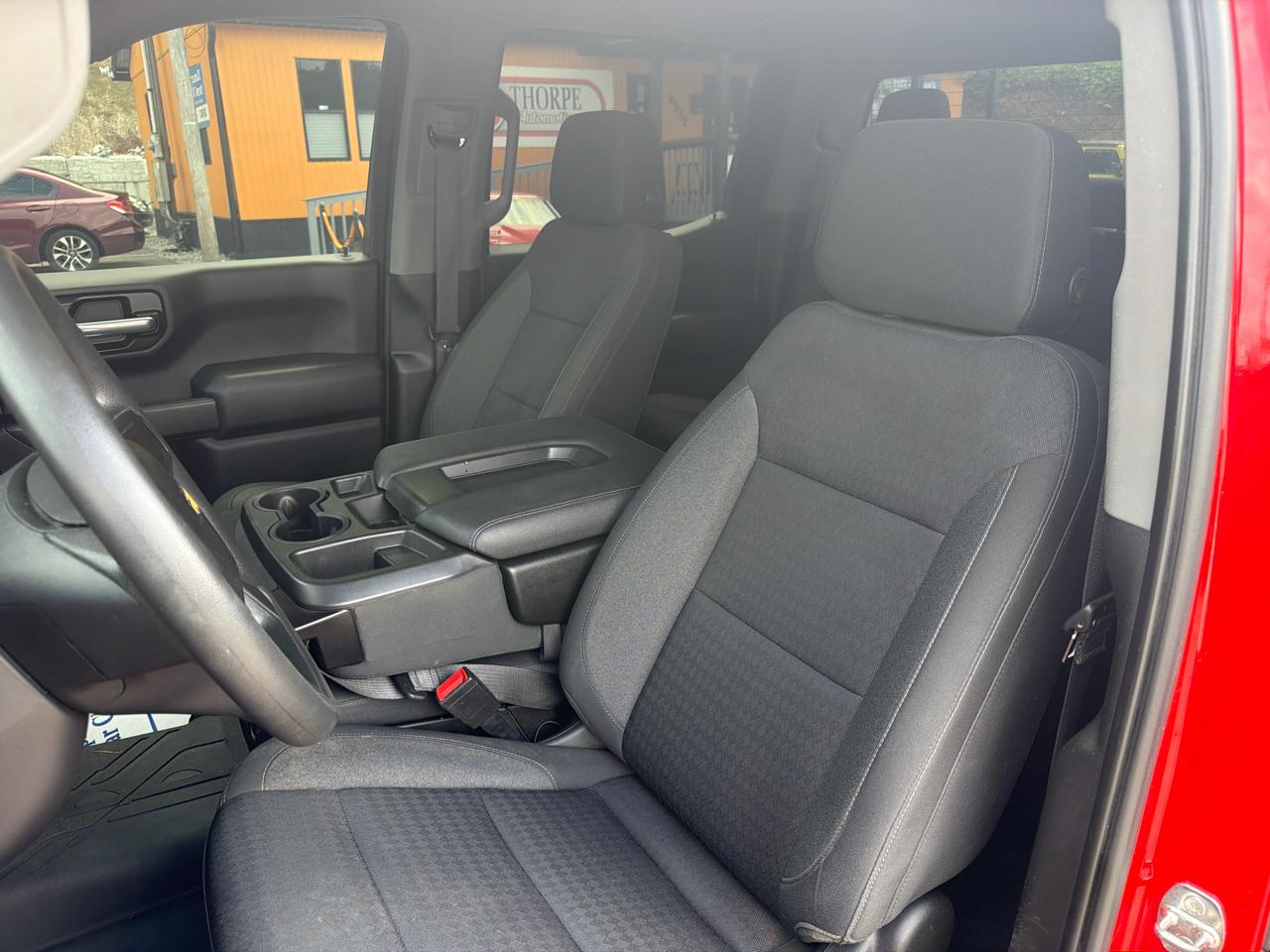 Chevrolet Silverado 1500 Custom Crew Cab 4WD 2022