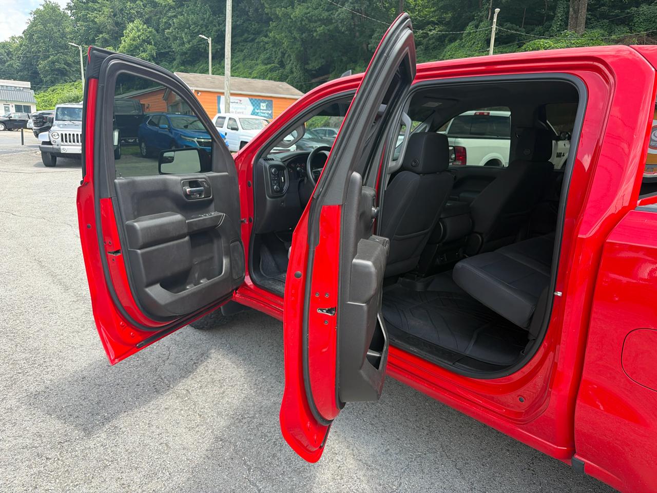 Chevrolet Silverado 1500 Custom Crew Cab 4WD 2022