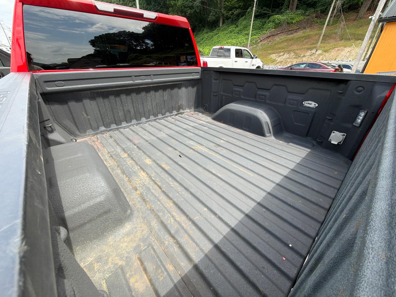 Chevrolet Silverado 1500 Custom Crew Cab 4WD 2022