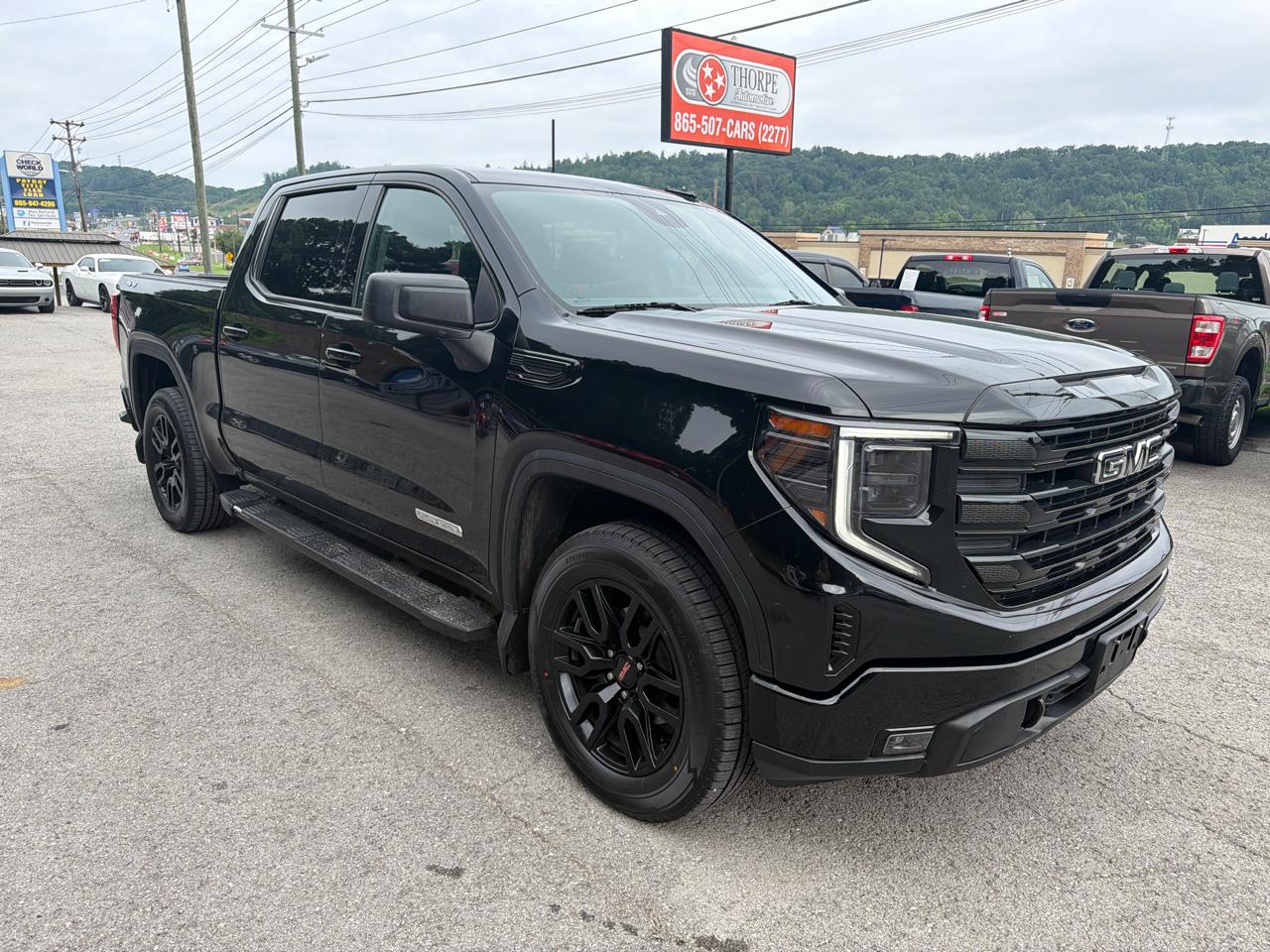 2023 GMC Sierra 1500 Elevation Crew Cab 4WD