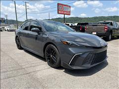 2025 Toyota Camry Hybrid 