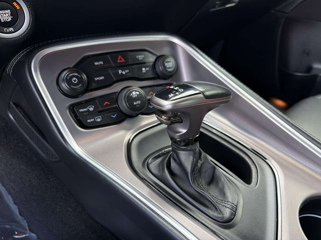 Dodge Challenger R/T Plus 2022