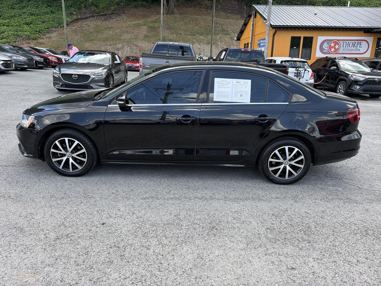 Volkswagen Jetta 1.4T SE 6A 2017