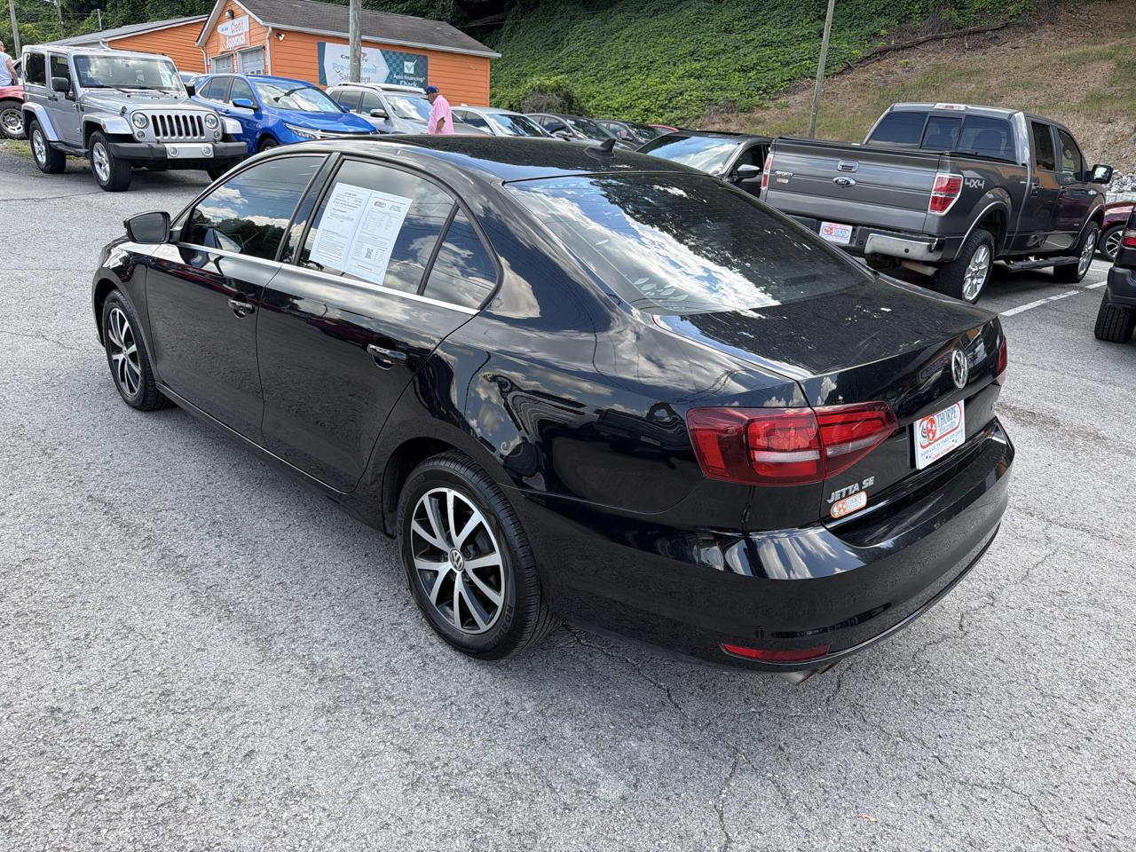 Volkswagen Jetta 1.4T SE 6A 2017