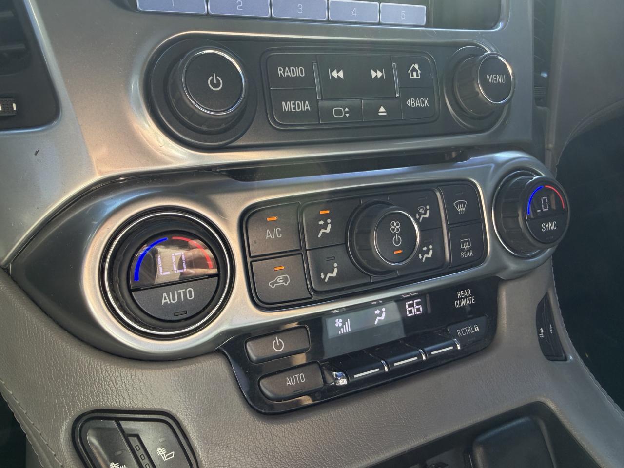 Chevrolet Suburban LT 2WD 2017
