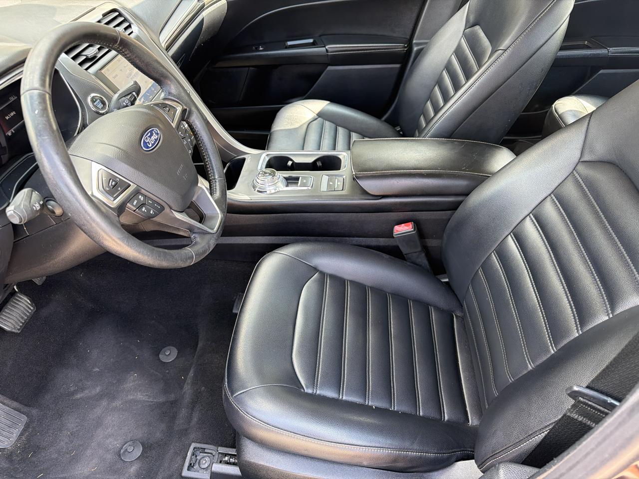 Ford Fusion SEL 2020