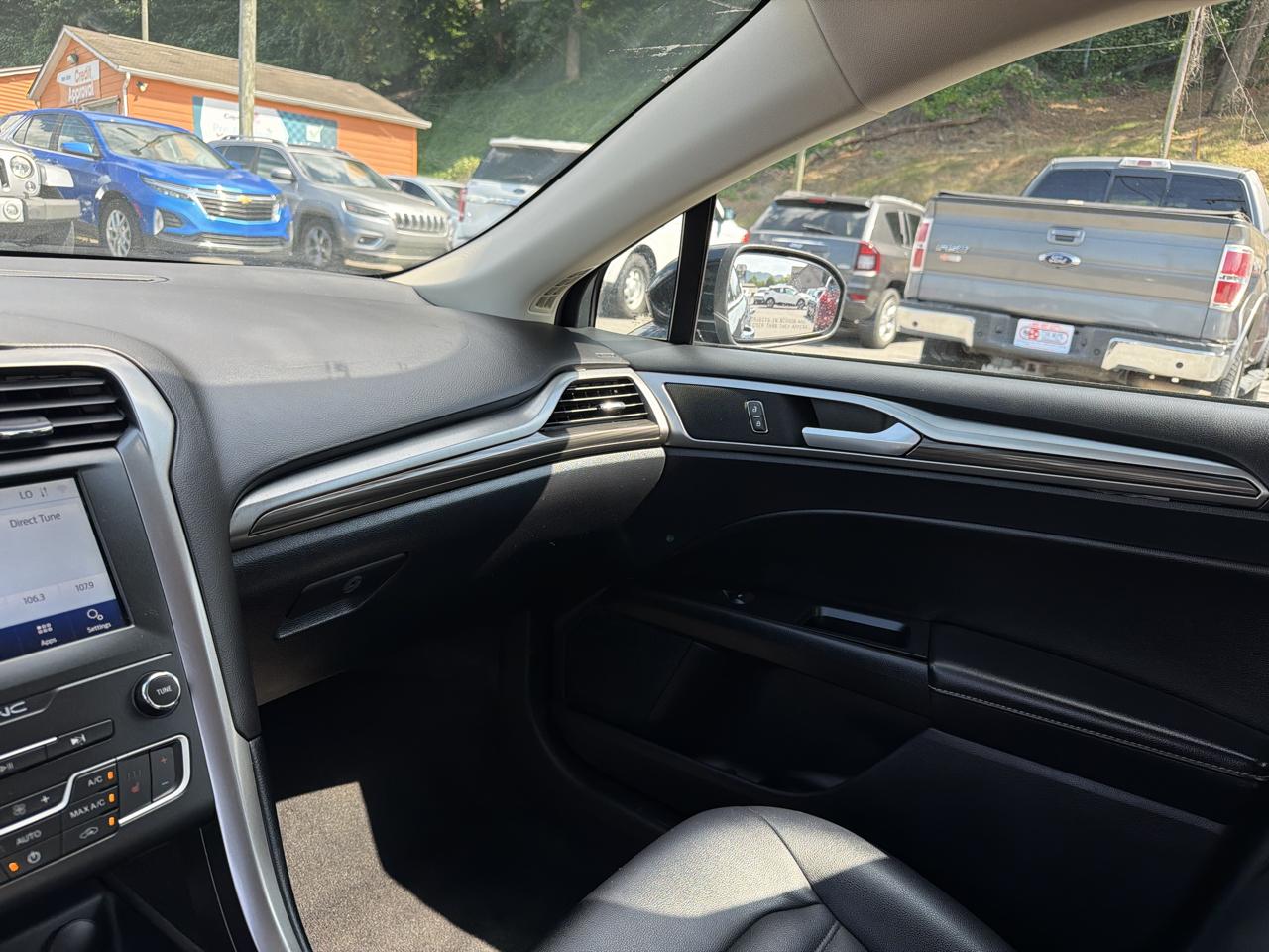 Ford Fusion SEL 2020