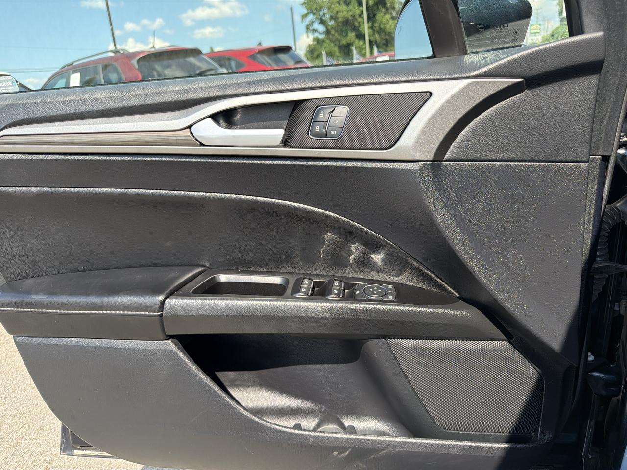 Ford Fusion SEL 2020