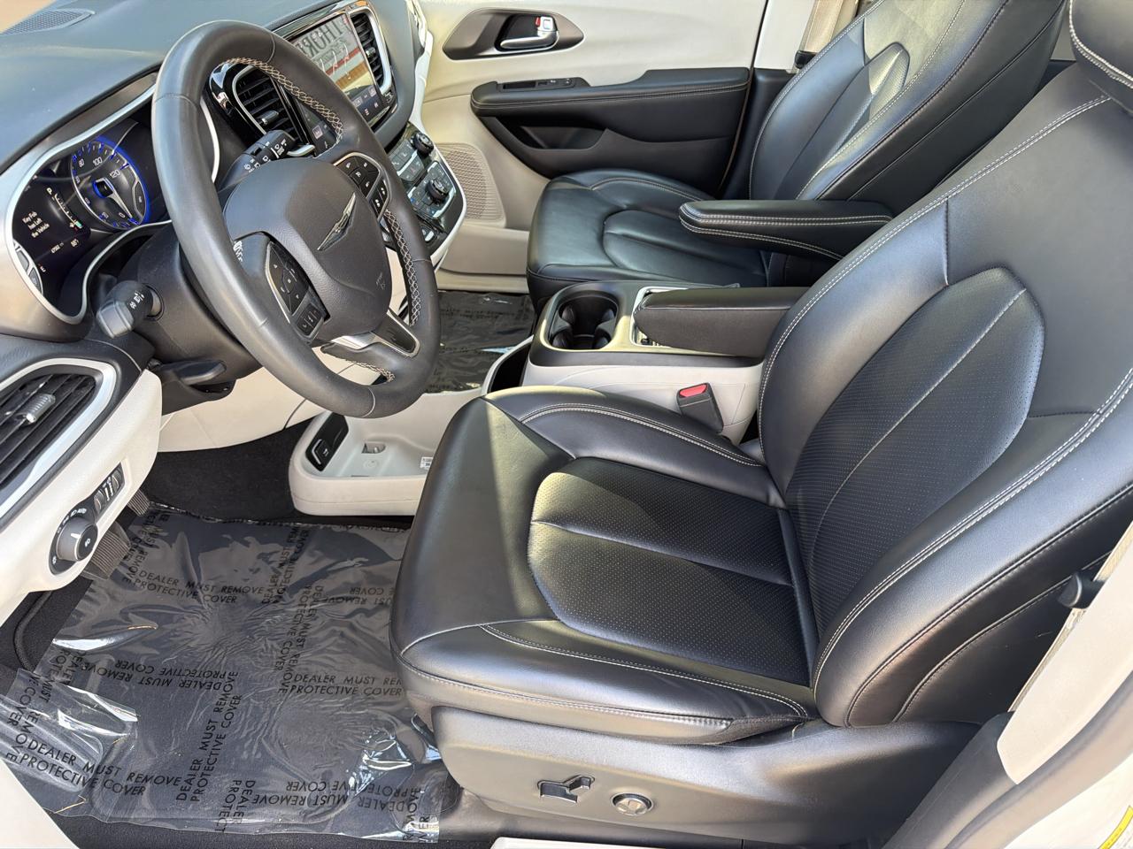 Chrysler Pacifica Touring L 2024