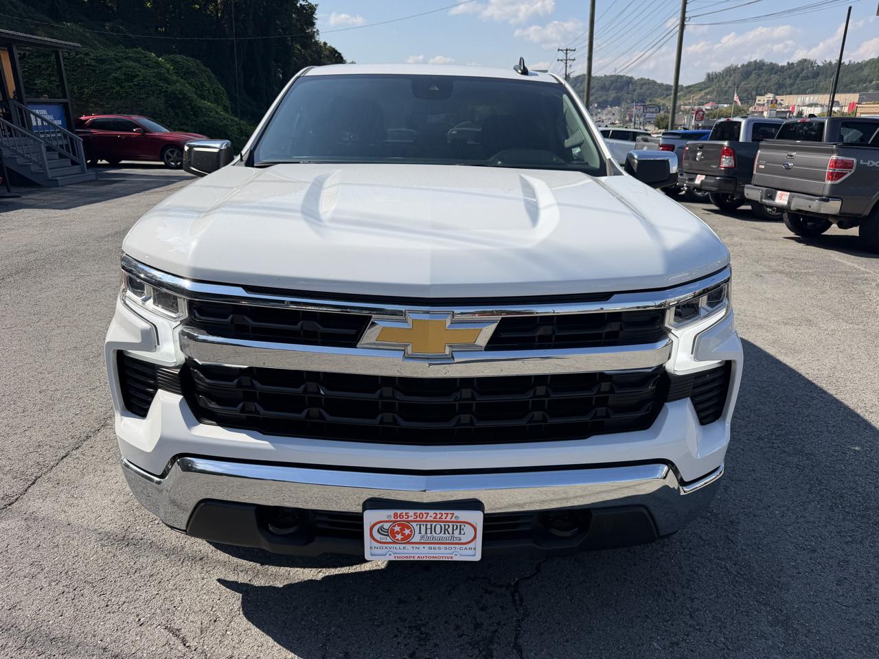 Chevrolet Silverado 1500 LT Crew Cab 4WD 2025